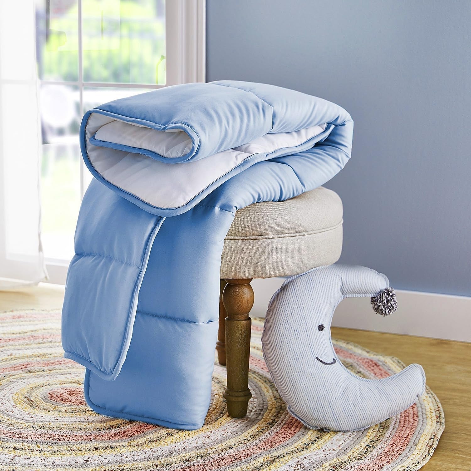 Pikolin Home - Wendedecke 300 G - Zweifarbige nordische Füllung - Für Kinderbett 60 - Federgefüllt, warm, atmungsaktiv, blau/weiß, 100 x 120 cm Steppdecken und Steppdecken Naty Shop
