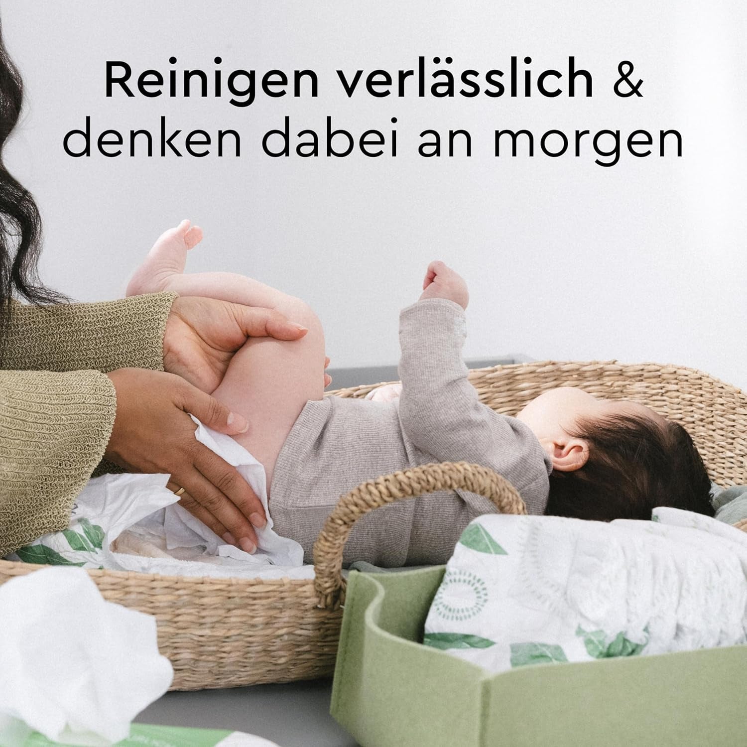 Grüne Feuchttücher von LILLYDOO, 600 Stück (10 x 60), 100 % plastikfrei, reißfestes Tuch – parfümfrei, sanft und natürlich, sanfte Reinigung für empfindliche Haut, dermatologisch getestet