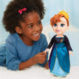 Disney Frozen 2 Anna Doll – eine 35 cm große bewegliche Puppe in einem ikonischen Modekleid mit dem Arendelle-Wappen und einer Tiara für zusätzlichen Spaß, für Mädchen ab 3 Jahren