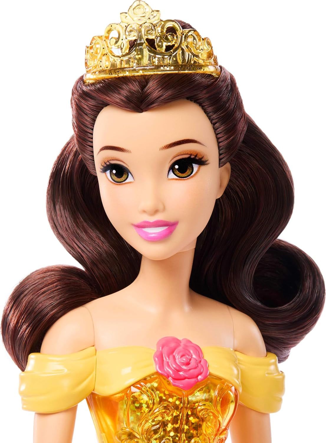 Mattel Disney Prinzessinnen-Spielzeug, bewegliche Belle-Modepuppe mit funkelnder Kleidung und Accessoires, Disney-Film-inspiriertes Geschenk für Kinder HLW11