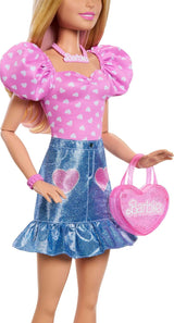 Modische Barbie-Puppe, 71 cm, blond, mit abnehmbarer Kleidung, rosa Oberteil, Jeansrock, Cowboystiefeln, Halskette und Handtasche HYT84