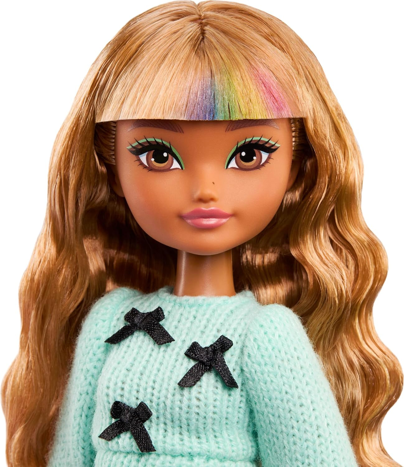 Barbie Dream Besties-Puppe und Zubehör, Zia-Modepuppe mit abnehmbaren Arrangements und welligem braunem Haar, 7-teiliges Haar und Mond, JGG36