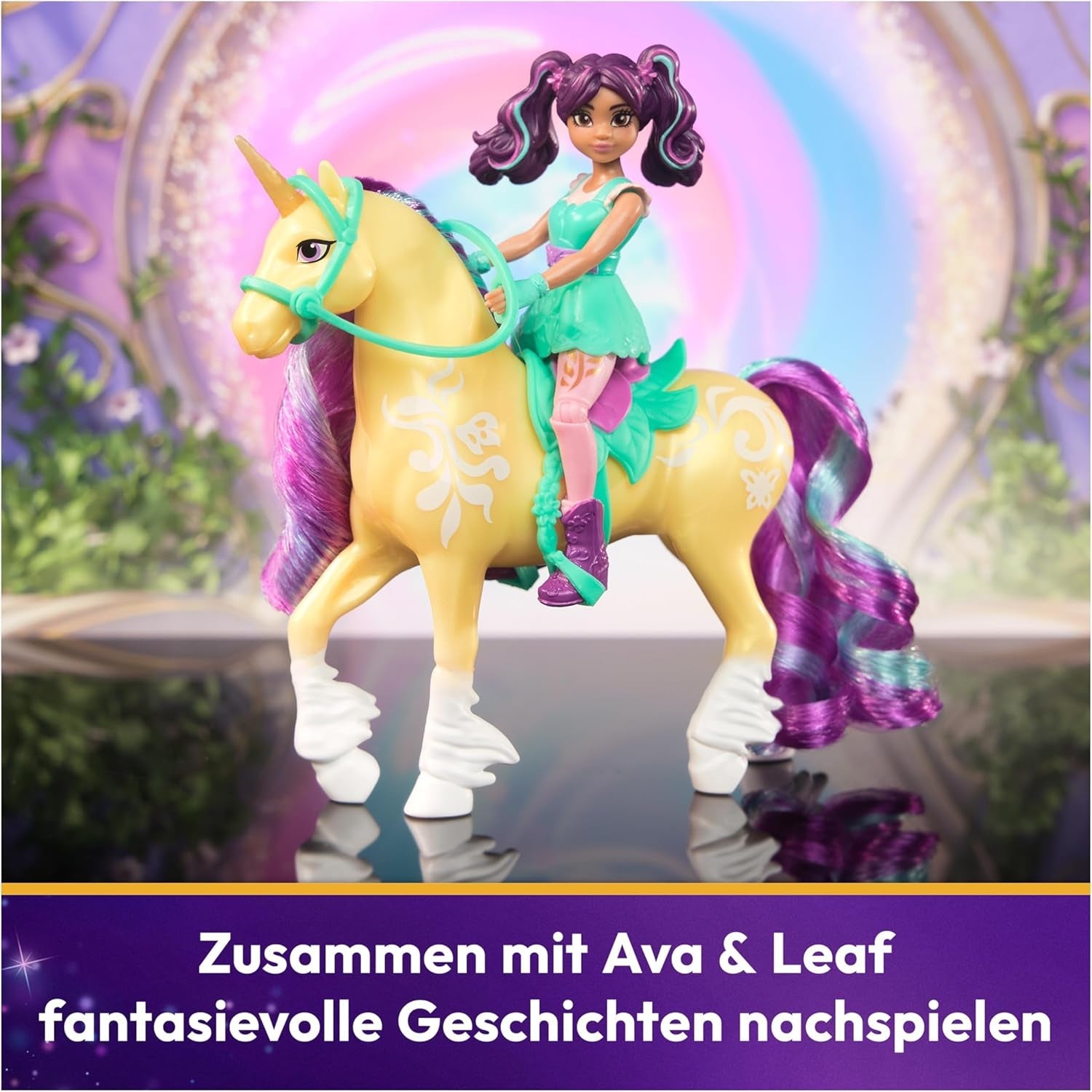 Unicorn Academy AVA und Unicorn Leaf Set – ca. 12 cm große Originalfiguren aus der beliebten Netflix-Serie. Mit zwei Accessoires und Haarbürsten. Für fantasievolles Rollenspiel, für Kinder ab 4 Jahren. Actionfiguren von Naty Shop