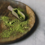 Moya Matcha Bio Daily Grüntee-Pulver | 250 g Tagesqualität (III) | Perfekt zum Verzehr mit Latte Macchiato, Smoothies und Limonaden ...