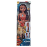 Disney Prinzessin Moana, 80 cm große Spielpuppe von Jakks Pacific, bewegliche Puppe mit Bürste zum Kämmen ihrer gewellten Locken, vom Film inspiriertes Kleid, abnehmbare Anhänger-Halskette, Puppen, Naty Shop