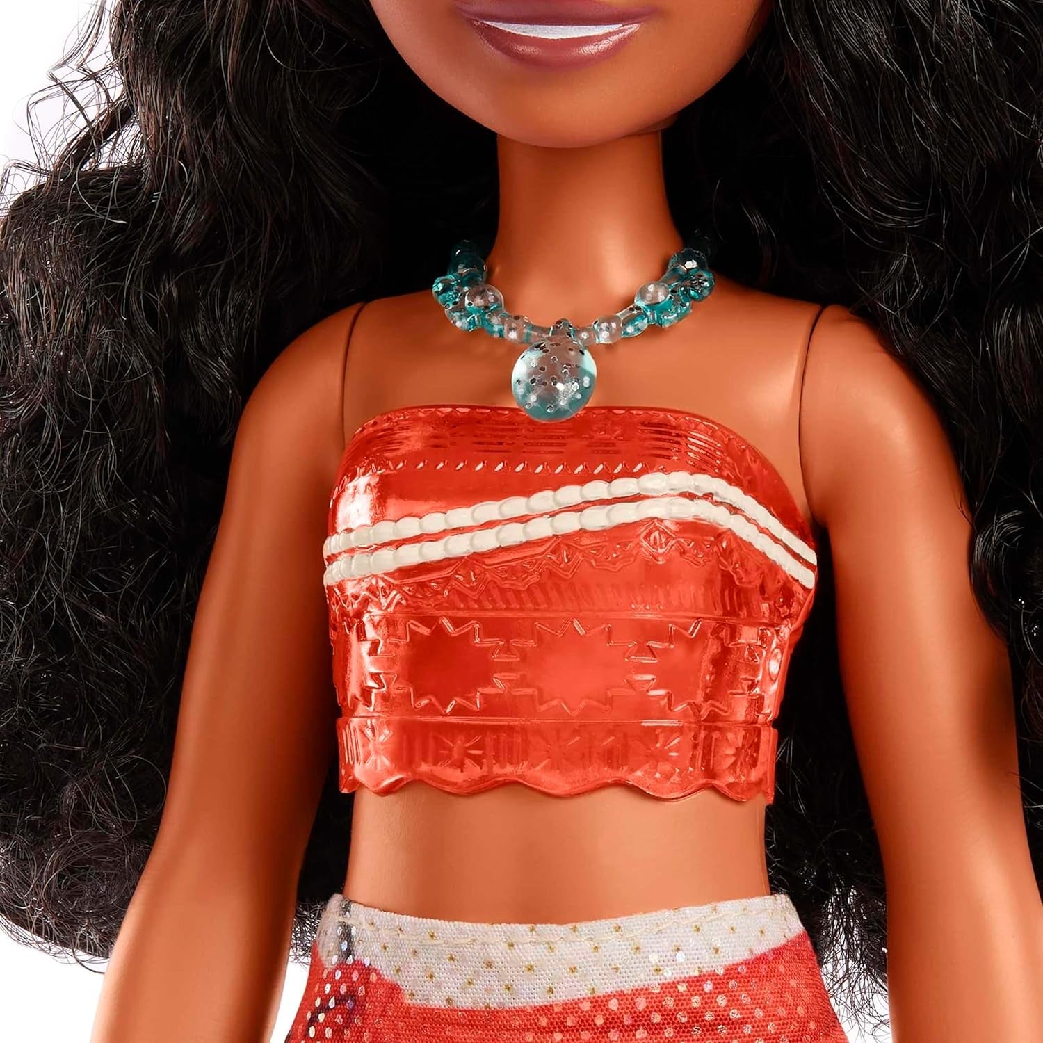 Mattel DISNEY Moana – bewegliche Modepuppe mit Glitzer-Outfit, abnehmbarem Stirnband und Halskette, für Kinder ab 3 Jahren, HPG68