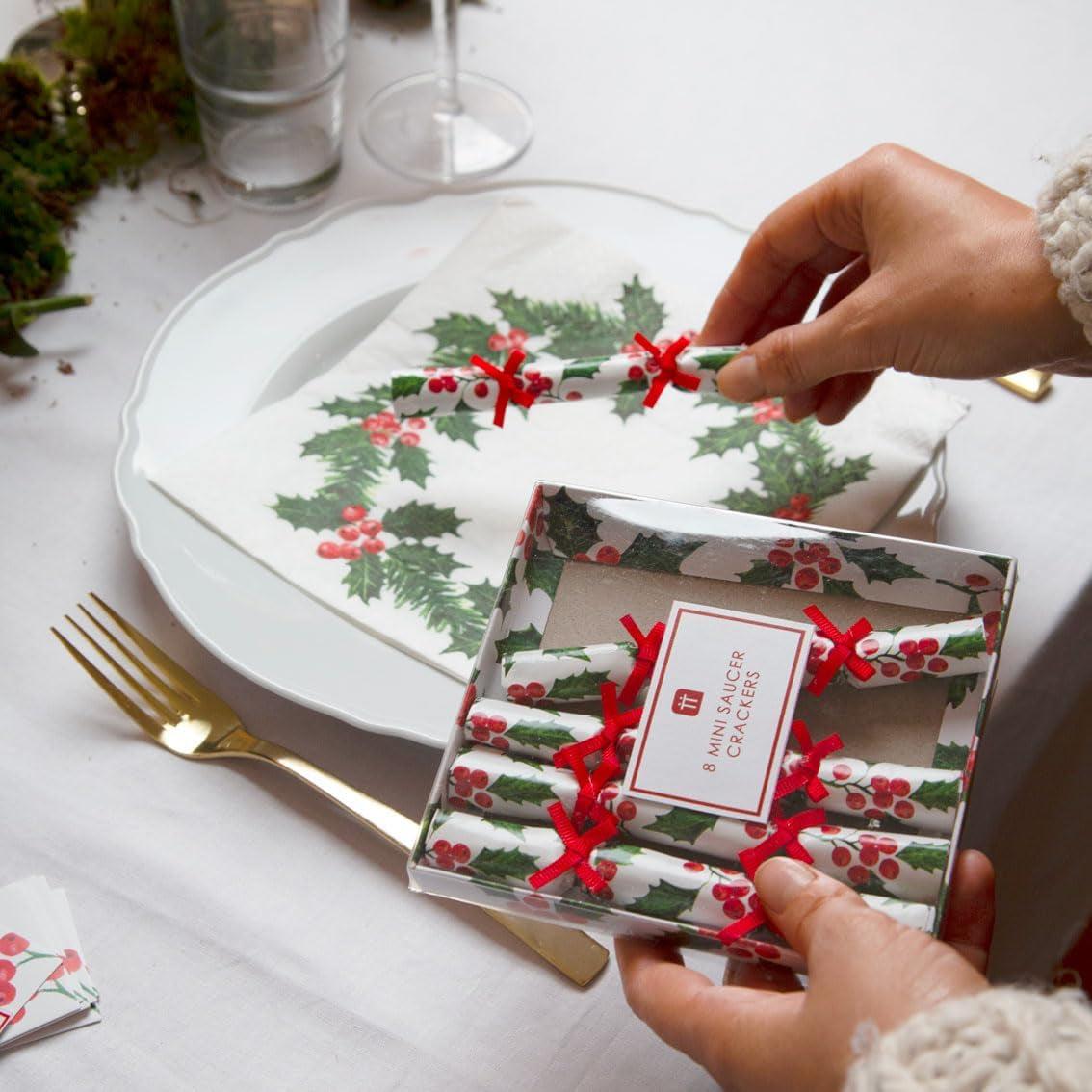 Talking Tables 20 XL-Weihnachtspapierservietten mit Stechpalmen-Design | Luxuriöse Einwegtücher | Wiederverwendbar | Ideal für Weihnachts- und Dinnerpartys | Hohe Qualität | 40cm x 40cm
