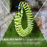 Amig - Spiralschlauch | Aus Polypropylen | Ausziehbar bis 7,5 m | Inklusive Bewässerungslanze, Adapter und 2 Gelenken | Pistaziengrün