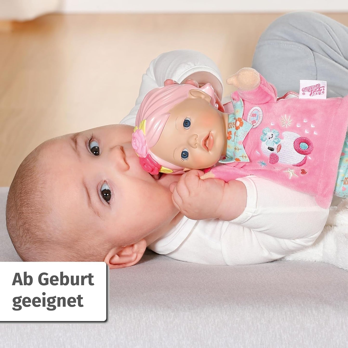 BABY born for Babies Fee Weichkörperpuppe mit Fingertaschen in den Armen 26cm hohe Handpuppe 834695 Zapf Creation