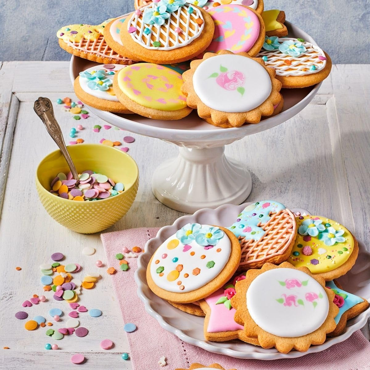 Funcakes Mix Für Royal Icing, Einfach Zu Berüben, Zum Dekorieren Von Kuchen Und Keksen, Schönes Glasur, Nur Wasserzusätze, Halal., 450 G Glasur bei Decor Naty Shop