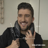 Cabeau Long Flight Reise-Nackenkissen – Evolution Cool – stützender Memory-Schaum mit Belüftungsöffnungen – kompakt mit Tragetasche (lila) Naty Shop Reisekissen