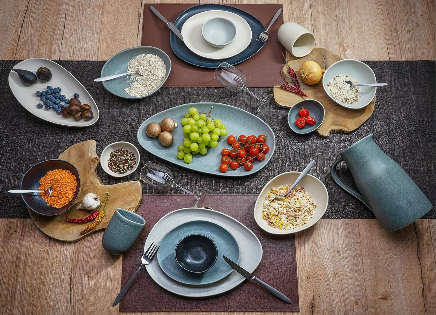 CreaTable, 22139, Serie PIETRA, 4-teiliges Tafelservice für 4 Personen, Tellerset aus Porzellan, spülmaschinen- und mikrowellengeeignet, hergestellt in Europa