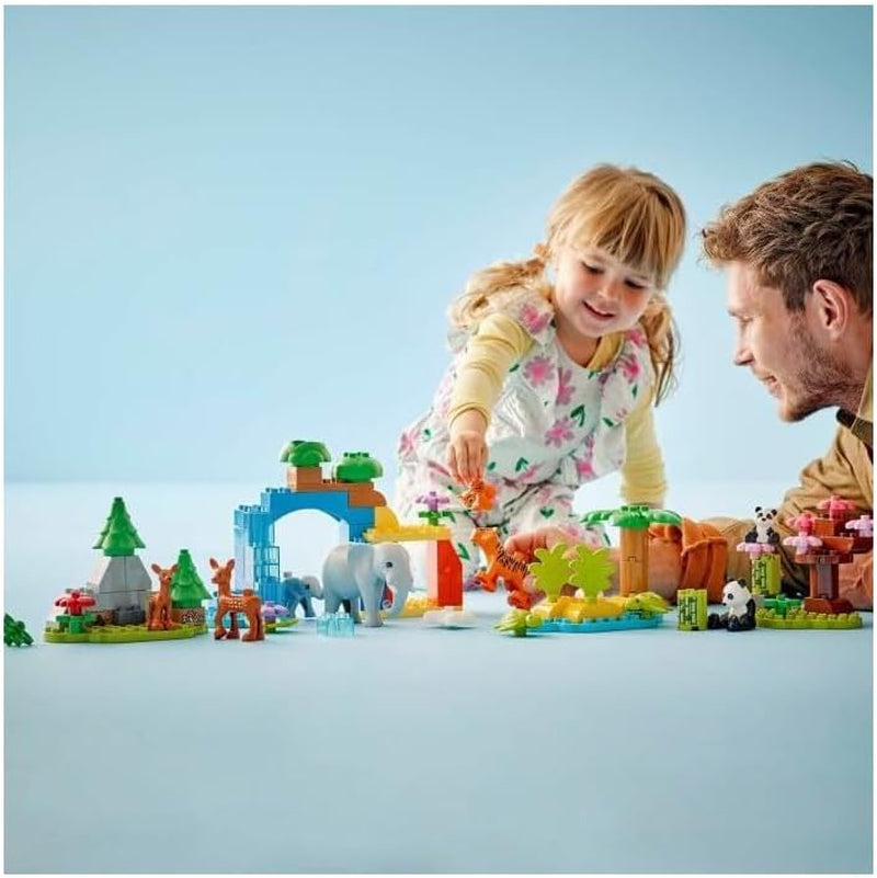 LEGO DUPLO Town Wild Animal Families 3-in-1-Set, Lernspielzeug für Kleinkinder mit Schildkröten, Tigern, Elefanten, Hirschen, Pandas, Set für Vorschulkinder ab 2 Jahren, Bauspielzeug mit Tierfiguren 10446 Bausets Beuche den LEGO-Store