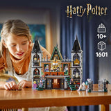 LEGO Harry Potter Malfoy Family Country Estate, fantastisches Spielzeug zum Sammeln und Ausstellen, Geschenk für Jungen, Mädchen und Fans der Zaubererwelt, Geschenkidee mit 9 Minifiguren 76453 Bausets Besuchen Sie den LEGO-Store