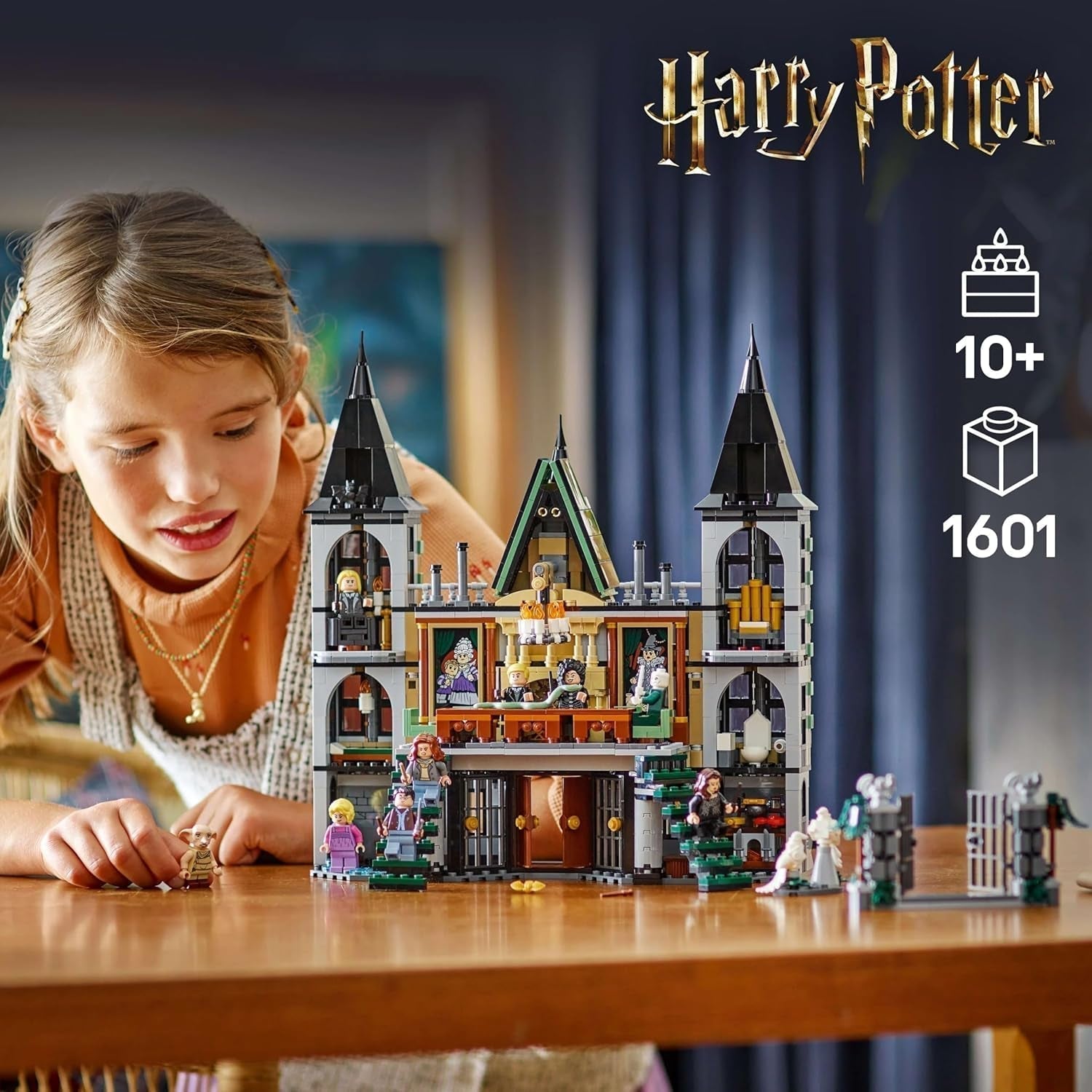 LEGO Harry Potter Malfoy Family Country Estate, fantastisches Spielzeug zum Sammeln und Ausstellen, Geschenk für Jungen, Mädchen und Fans der Zaubererwelt, Geschenkidee mit 9 Minifiguren 76453 Bausets Besuchen Sie den LEGO-Store