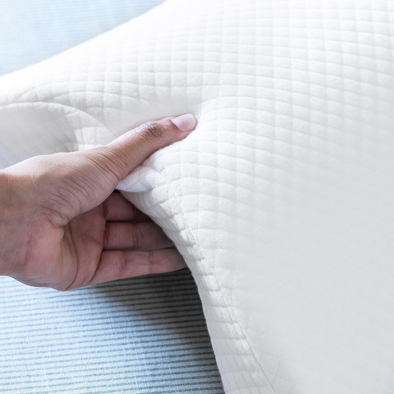 InnovaGoods - Viskoelastisches Nackenkissen für Paare, Ergonomisches Design zur Paarentspannung, Memory-Schaum zur Druckentlastung, Abnehmbarer Bezug, Weiß, 36 x 12,5 x 30,5 cm, Memory-Schaum