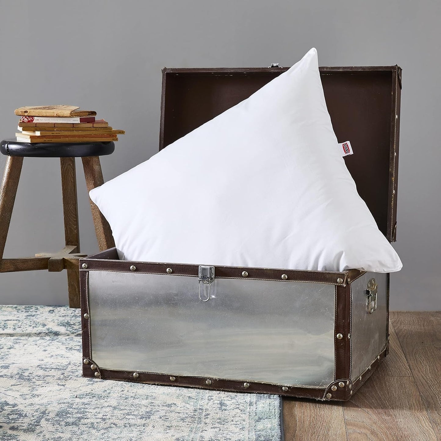 DODO 64476 Calgary Kissen, Daunen/Gänse- und Entenleder, 65 x 65 cm, Weiß Standard Naty Shop Unique Pillows