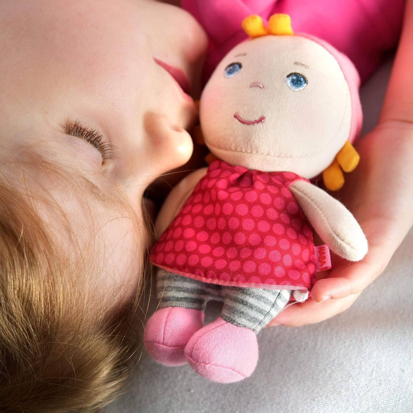 HABA 306238 Hertha-Minipuppe, Puppe für Kinder im Alter von 0 bis 100 Jahren