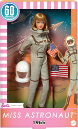 Mattel Barbie Miss Astronaut Sammlerpuppe mit silbernem Anzug, Weltraumstiefeln und Helmzubehör, Vintage-Reproduktion des Originals von 1965, JBJ48 Naty Shop Dolls Standardtitel