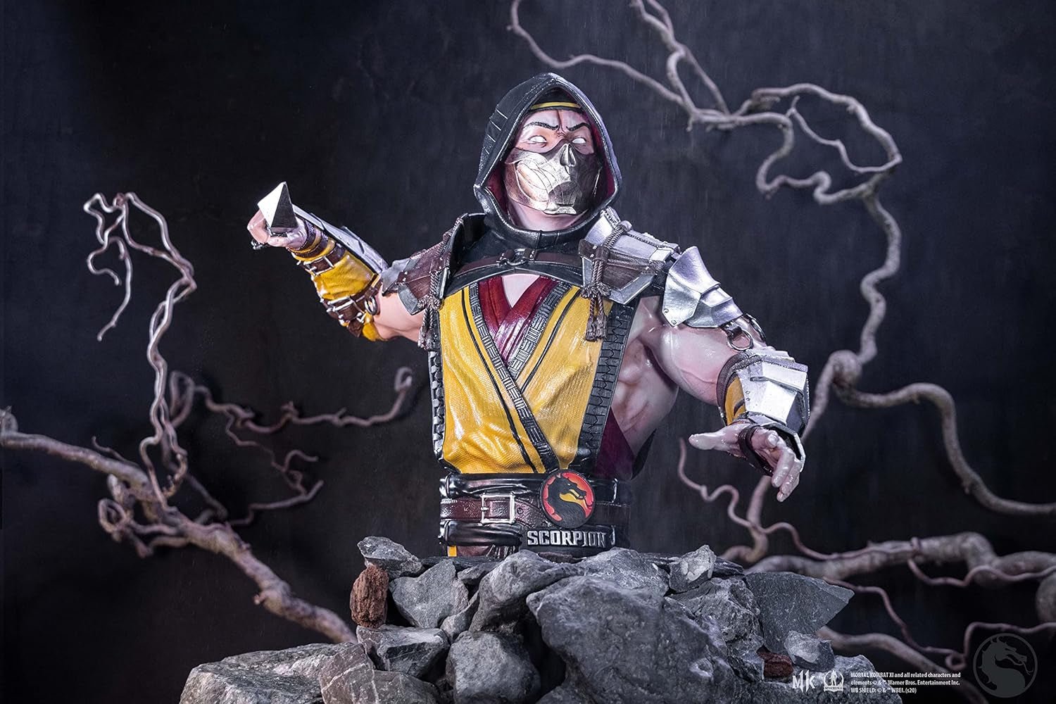 Offiziell lizenzierte Mortal Kombat Scorpion-Büste, gelb, 29,5 cm, Kunstharz-Statuetten und Skulpturen Naty Shop