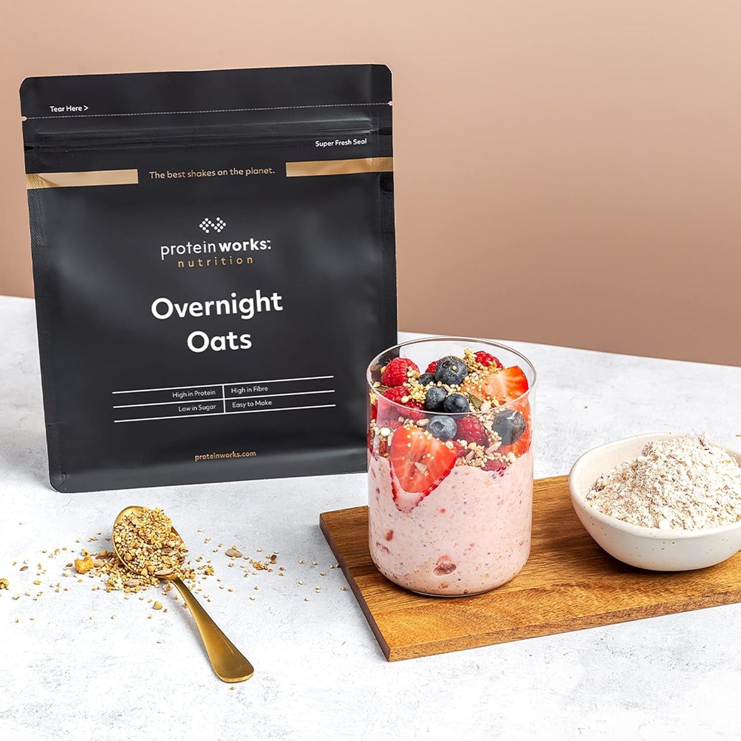 Overnight Oatmeal mit Protein | Dunkle Schokolade und Himbeere | Proteinreiches Frühstück | Zuckerarmer Snack | Haferflocken mit niedrigem GI | 500g
