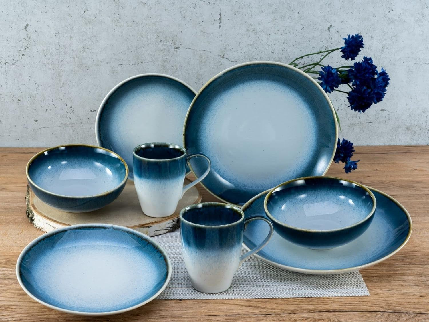 Creatable 23788 Cascade Series 8-teiliges Geschirrset für 2 Personen, Kombiservice aus Porzellan, spülmaschinen- und mikrowellengeeignet, hochwertige Herstellung