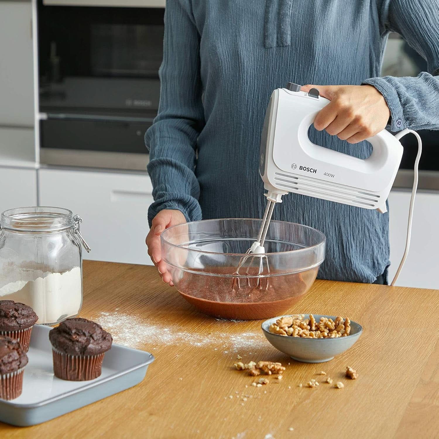 Bosch Hausgeräte Handrührer Clevermixx MFQ24200, 2 Rührbesen, 2 Spülmaschinengeeignet, 4 Stufen, Leicht, Leise, 400 W Weiß/Edelstahl Kitchen Naty Shop