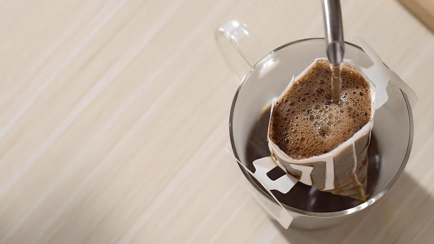 Japan Craftsman Coffee Einweg-Filterkaffee Brasilien Vietnam Leichte Mischung 16 Beutel.