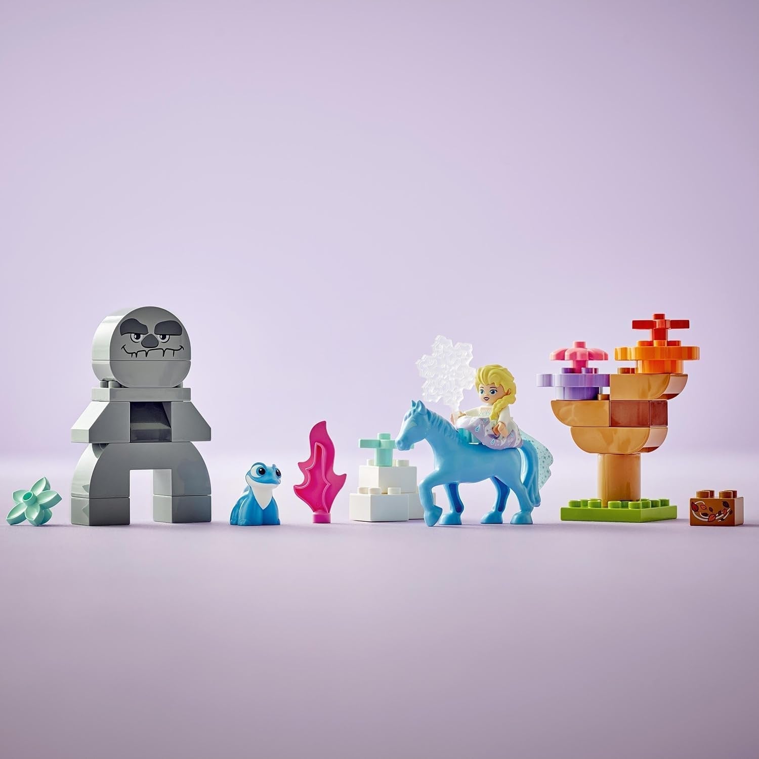 LEGO DUPLO | Disney ELSA und Bruni im Zauberwald, Eiskönigin, 4 Figuren, Spielzeug für 2-Jährige, Vorschulgeschenk für Mädchen und Jungen ab 2 Jahren, basierend auf „Die Eiskönigin 2“ (10418) Bausets. Beuche den LEGO-Store