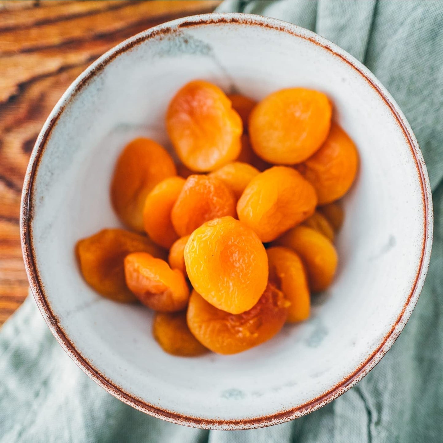 Seeberger Soft Apricots: Köstlich weiche und saftige Aprikosen – süße und samtige Textur – ohne Zuckerzusatz – getrocknet – entkernt, vegan (1 x 200 g) Dehydrierte Produkte Naty Shop