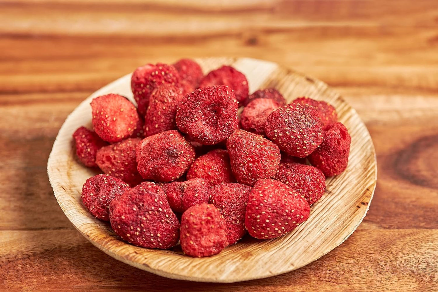 Gefriergetrocknete ganze Erdbeeren 100g - Gefriergetrocknete Früchte - Gefriergetrocknete Trockenfrüchte - Getrocknete Erdbeeren - Perfekt zum Backen, Dekorieren von Kuchen, Snacks, Müsli und Desserts. Dehydrierte Produkte Naty Shop