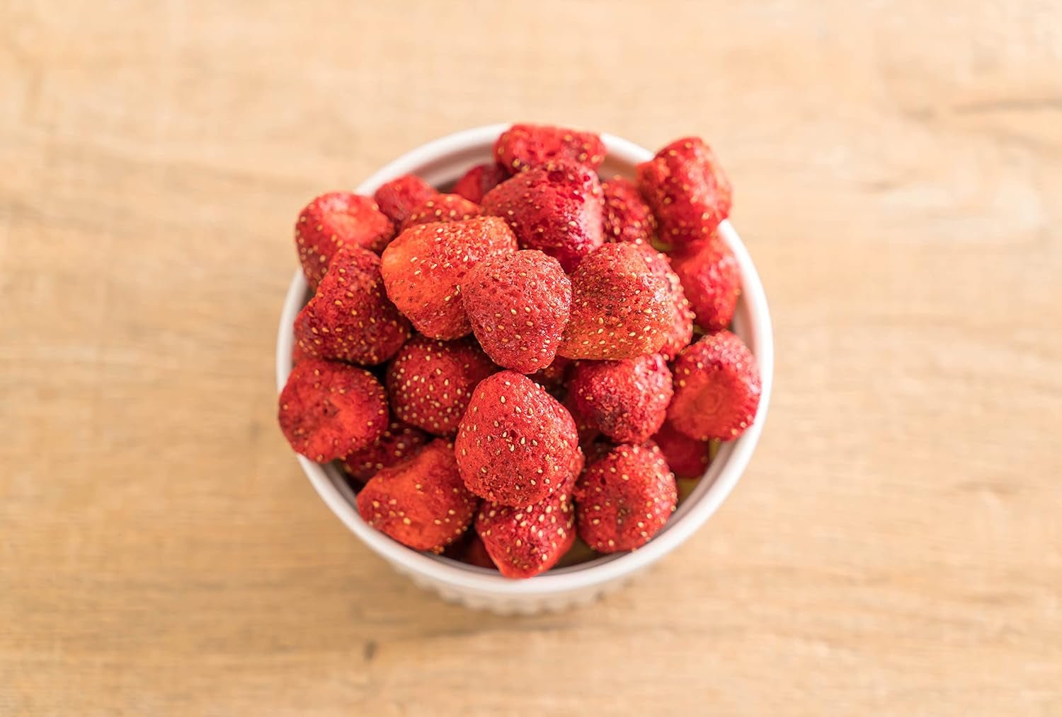 Gefriergetrocknete ganze Erdbeeren 100g - Gefriergetrocknete Früchte - Gefriergetrocknete Trockenfrüchte - Getrocknete Erdbeeren - Perfekt zum Backen, Dekorieren von Kuchen, Snacks, Müsli und Desserts. Dehydrierte Produkte Naty Shop