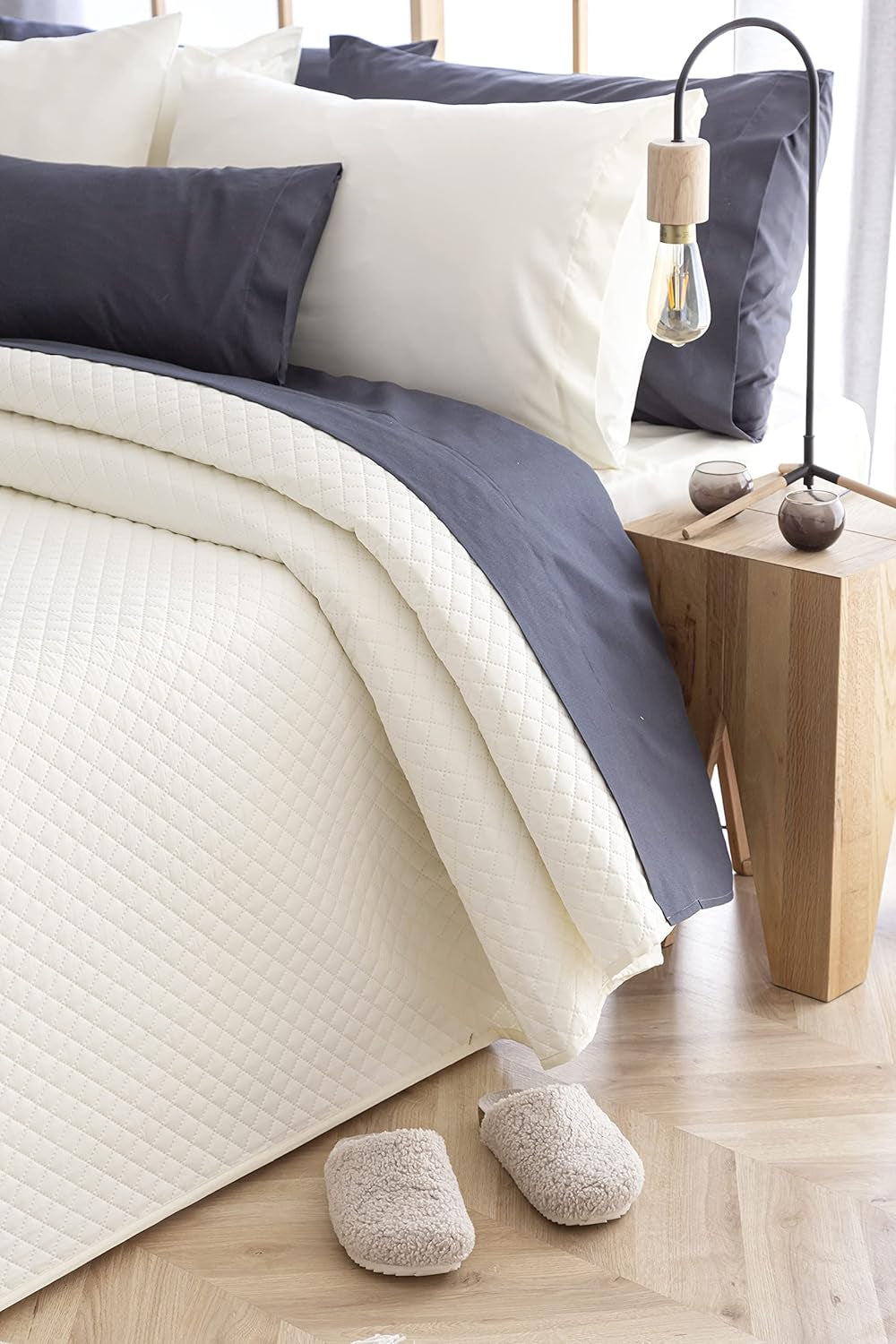 Todocama Fine Boutique Tagesdecke, Rautenmuster, Frühling, Sommer, Herbst, Winter, 100 % extra weiche Mikrofaser, multifunktionale Tagesdecke, 105–200 x 260 cm, Beige