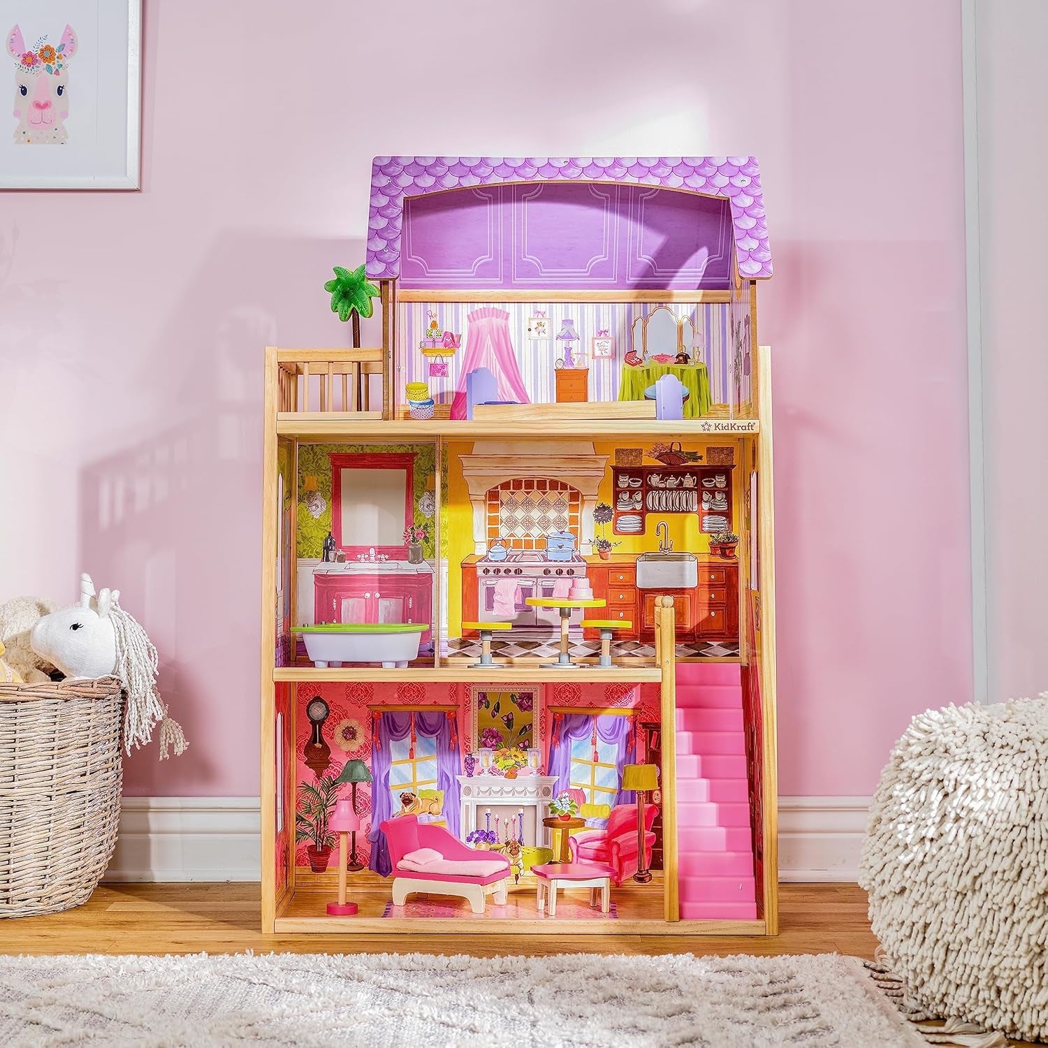 KidKraft Kayla Holzpuppenhaus mit Möbeln und Zubehör, 3-stöckiges Spielset für 30-cm-Puppe, Spielzeug für Kinder ab 3 Jahren, 65092 – Exklusiv bei Amazon