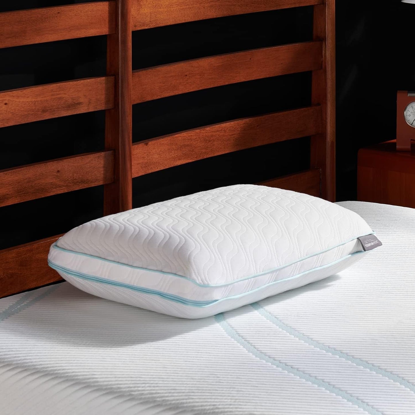 TEMPUR-PEDIC Tempur-Cloud Prohi-Kissen, Memory-Schaum, Weiß/Opulent Garden, King Standard-Kissen Naty Shop