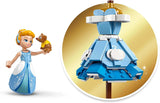LEGO® Disney Princess Cinderella-Kleid, Spielzeug für Jungen und Mädchen ab 9 Jahren – inklusive Kleiderbügel, einer Cinderella-Minipuppe und einer Mausfigur – Creative Playset 43266 Bausets Beuche den LEGO-Store