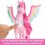 Barbie Pegasus Magic Hide and Seek – Interaktives Spielzeug mit Lichtern und Geräuschen, 10 Zubehörteilen, Regenbogenflügeln, für Kinder ab 3 Jahren, HLC41