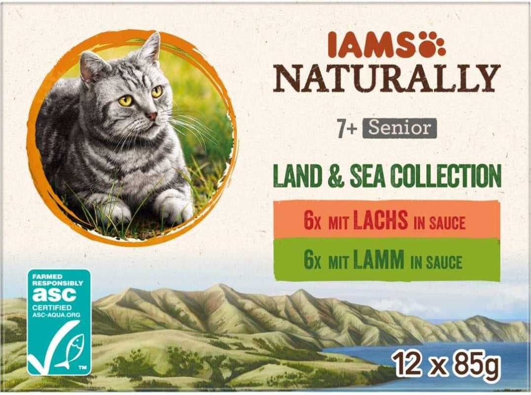 IAMS Naturally Senior Nassfutter in Soße – Hochwertiges Fleisch- und Fischnassfutter für ältere Katzen, Land & Sea Collection, 12 x 85 g