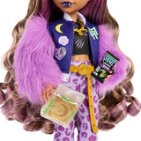 Monster High Clawdeen Wolf Puppe mit Crescent Dog und Zubehör wie Rucksack, Kalender, Snacks und mehr, HRP65 Naty Shop Dolls