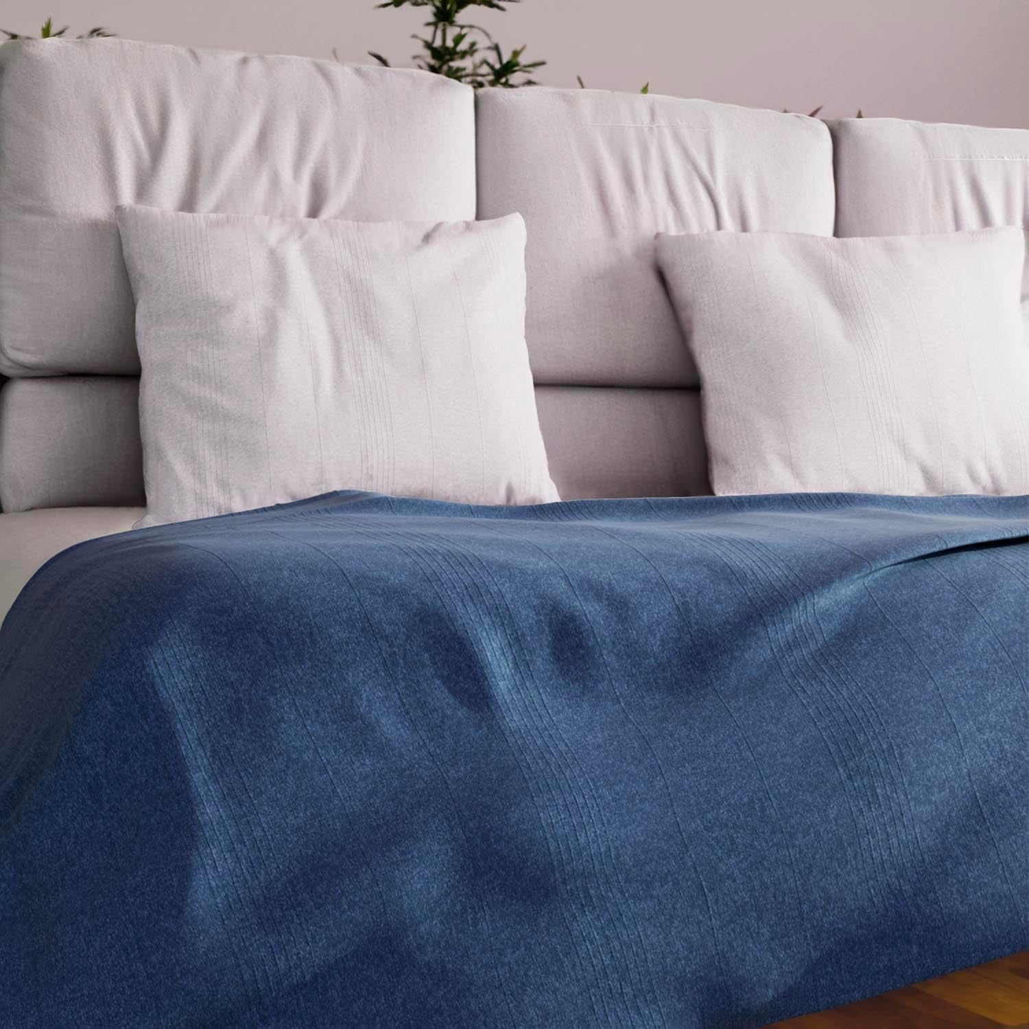 Soleil D'Ocre Adele, Zickzackbezug, vom Sofa geworfen, Polycoton, Blau, 220 x 240 cm Steppdecken und Steppdecken Naty Shop Blau 180 x 220 cm
