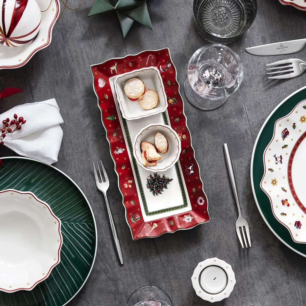 Villeroy & Boch - Toy's Delight Soßenset, 4-teilig, Servierplatte mit Schalen, weihnachtliches Soßenschalen-Set, Spielzeug-Tischdekoration, Serviertablett, Schüsseln, Weihnachtsgeschirr, Premium-Porzellan