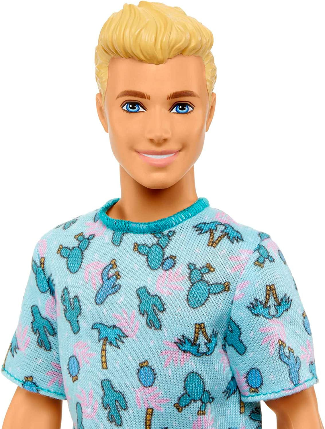 Barbie Ken Fashionistas-Puppe – T-Shirt mit Kaktus- und Palmenmuster, weiße Shorts und Turnschuhe, perfekt für Abenteuer mit Freunden und Spaziergänge in der Stadt, für Kinder ab 3 Jahren, HJT10 Naty Shop Dolls