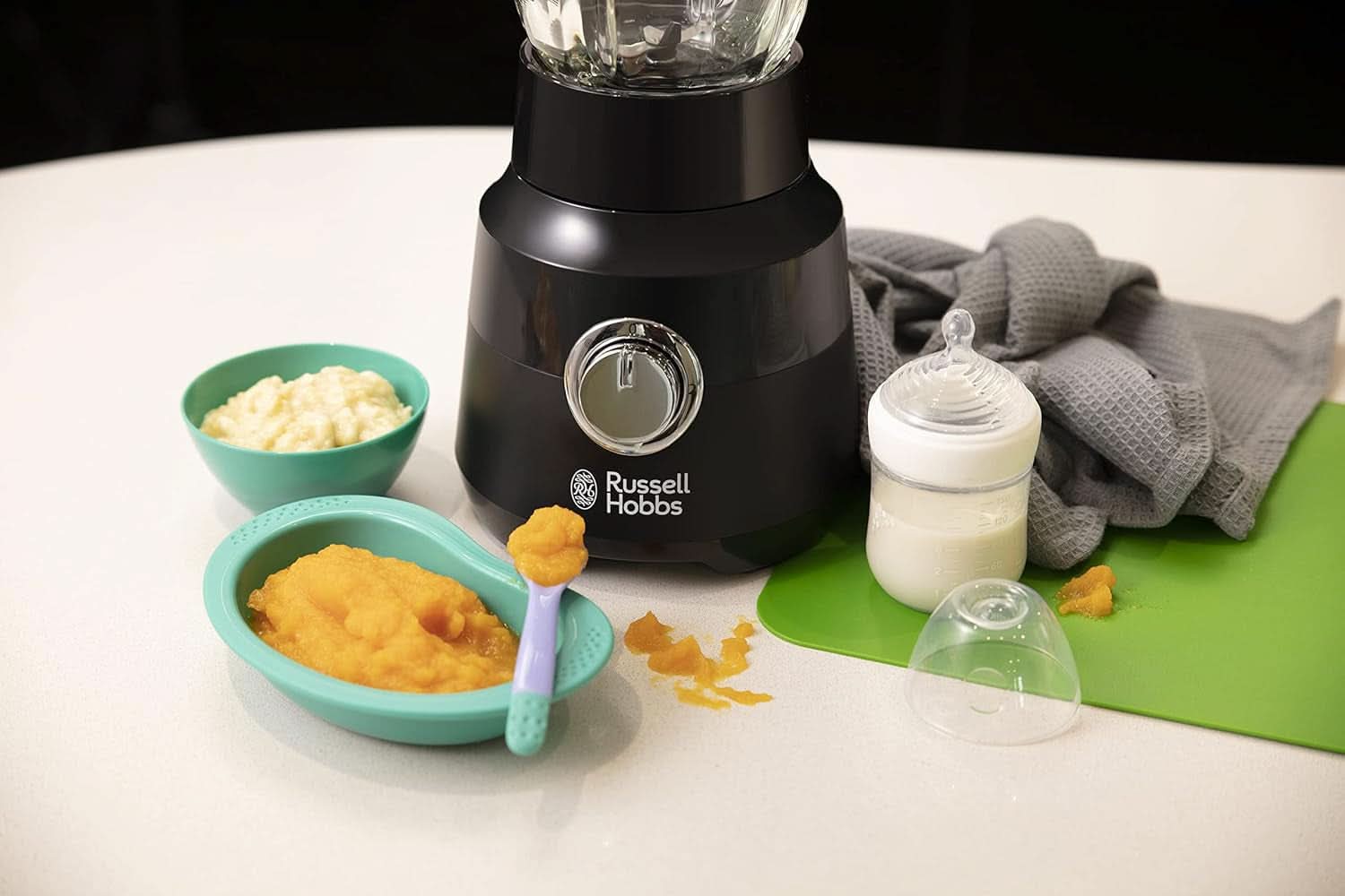 Russell Hobbs Standmixer [1.5L Glasbehälter] Matt Schwarz (Starker 0.9PS Motor, Impuls-/Ice-Crush-Funktion, Edelstahlmesser, Bpa-Frei Mixer, Elektrischer Zerkleinerer, Smoothie-Maker) 24722-56 Kitchen Naty Shop