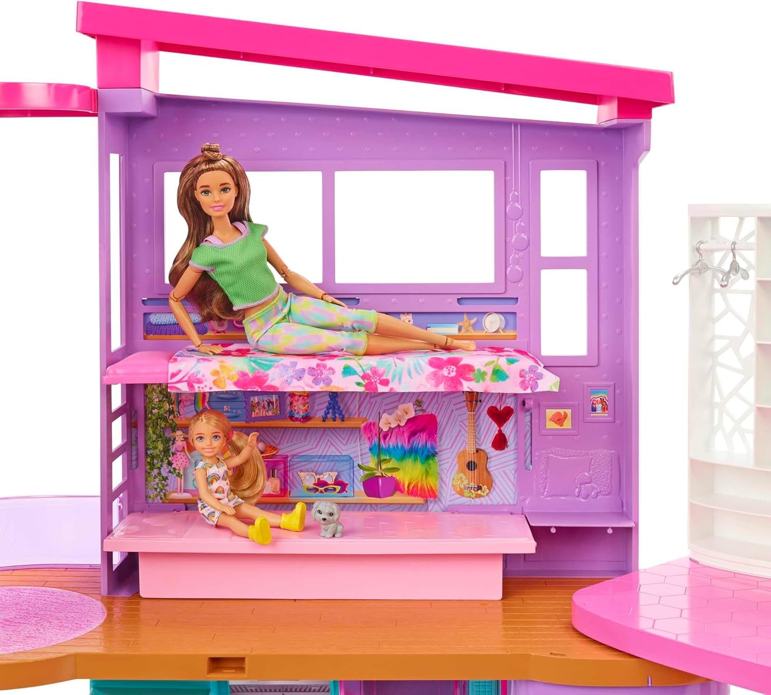 Barbie-Ferienhaus (116 x 77,9 cm), 6-Sitzer-Spielhaus, komplett möbliert mit Zubehör, Möbeln und Aufzug, faltbar und Aufbewahrung, Puppe, Geschenk für Kinder ab 3 Jahren, HCD50