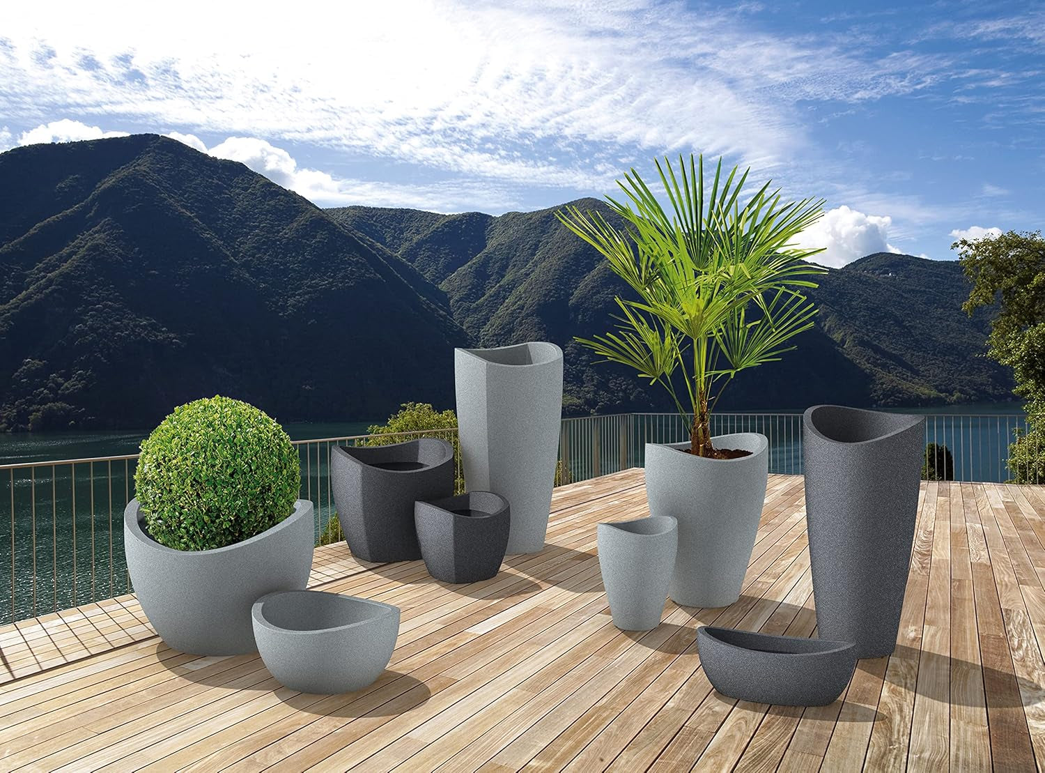 Scheurich Wave Globe High, hoher Kunststoffbehälter, schwarzer Granit, Durchmesser 29,8 cm, Höhe 40 cm, Volumen 6 l.