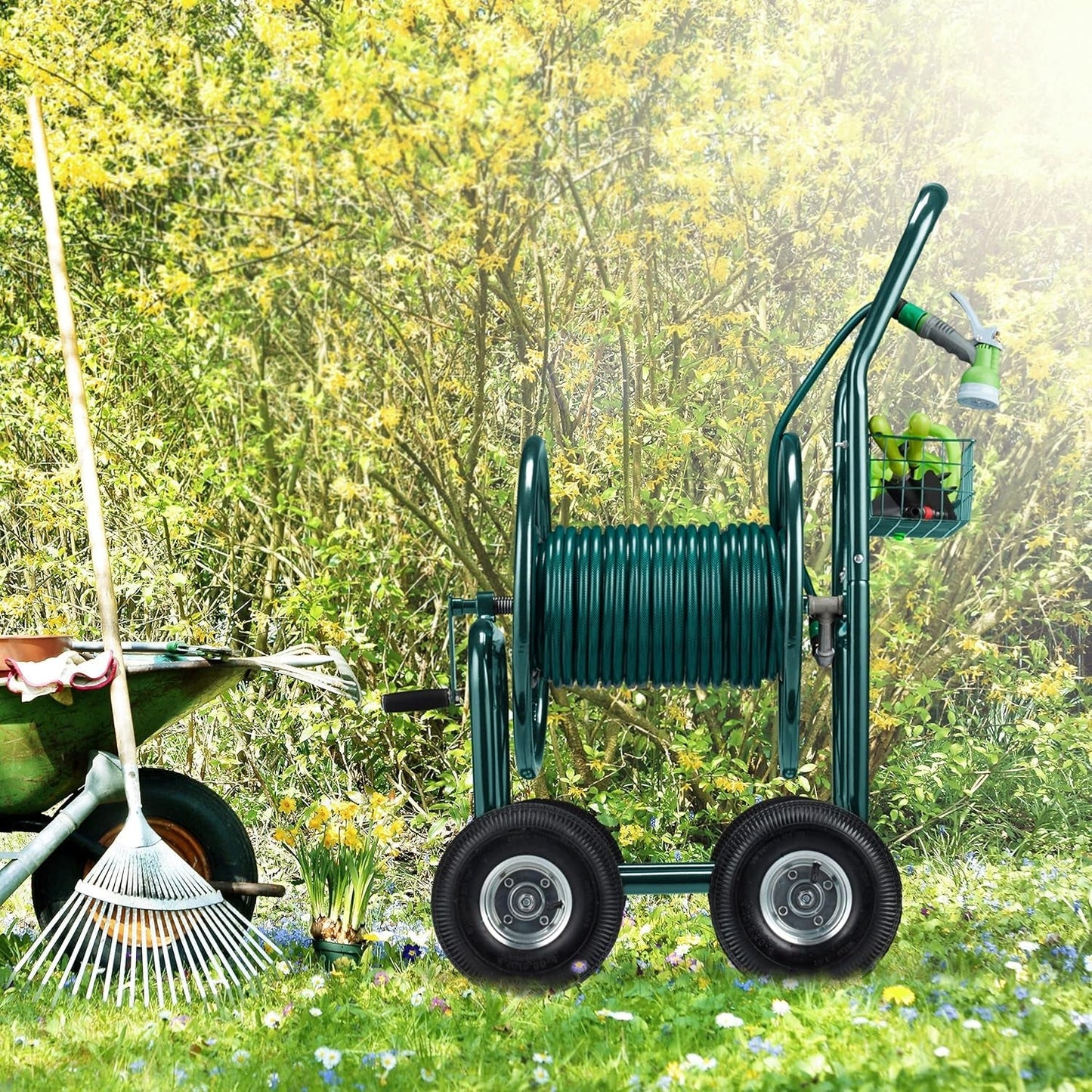 Relaxdays Schlauchwagen, bis 90 m, 4 Luftreifen, Klickkupplung, Metallschlauchtrommel, Schlauchverteiler mit Korb, grün