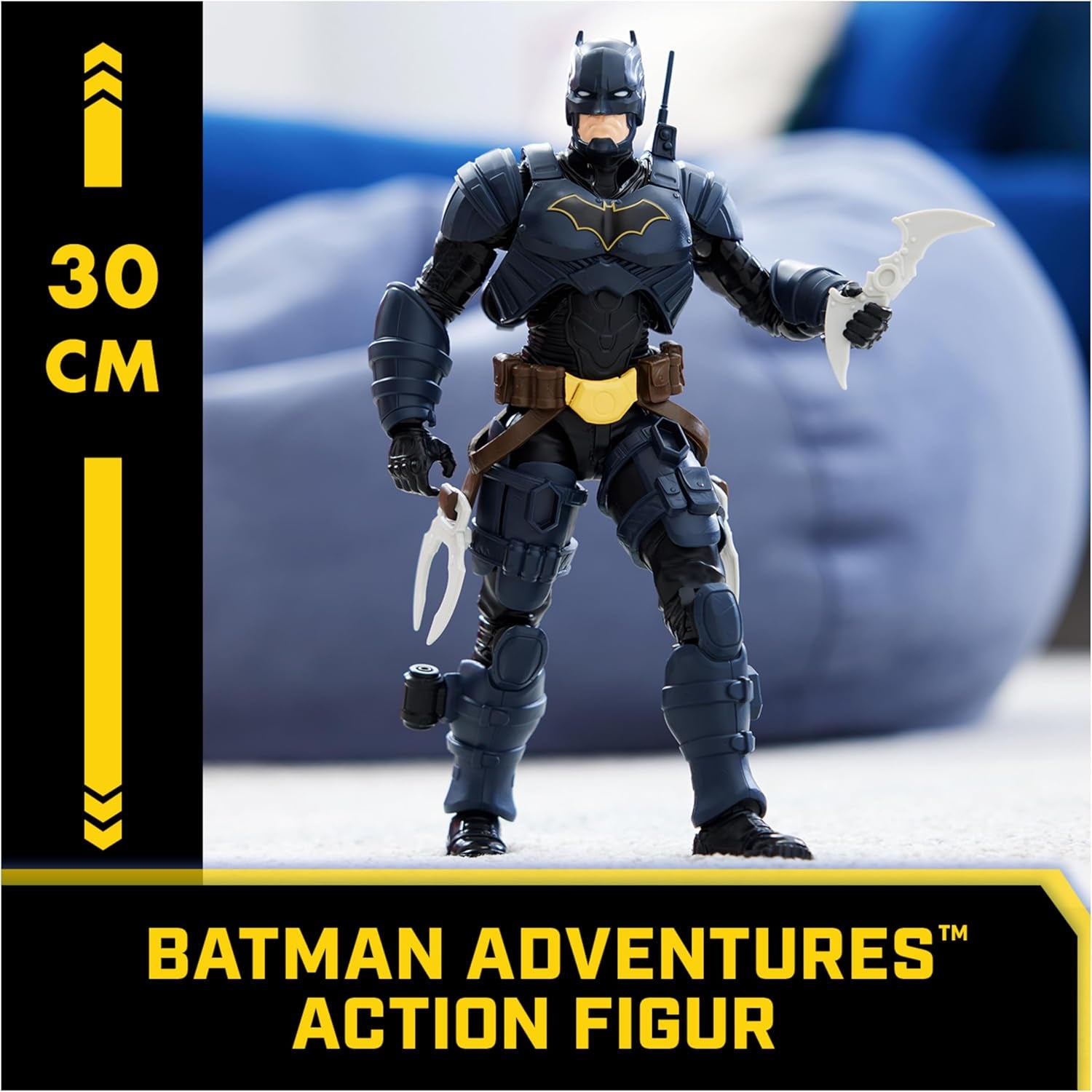 DC Batman Adventures Actionfigur, 30 cm – Mit 16 Ausrüstungsteilen und voll beweglich für spannende Abenteuer und actiongeladene Stunts, Spielzeug für Kinder ab 3 Jahren. Actionfiguren Naty Shop