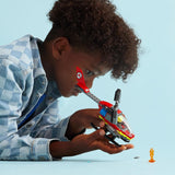 LEGO City Feuerwehrhubschrauber, Hubschrauberspielzeug und Pilotenfigurenset, Feuerwehrhubschrauber für ein fantasievolles Spielerlebnis, Geschenk für Kinder, Jungen und Mädchen ab 5 Jahren 60411 Bausets Besuchen Sie den LEGO-Store