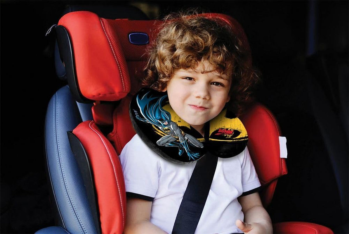 DC Comics Weiches Batman-Auto-Reise-Nackenkissen, Kindersicherheit, Komfort, Superheld, Fledermaus-Mann, Cuscino Da Viaggio Auto, Hellblau, Einheitsgröße. Reisekissen Naty Shop
