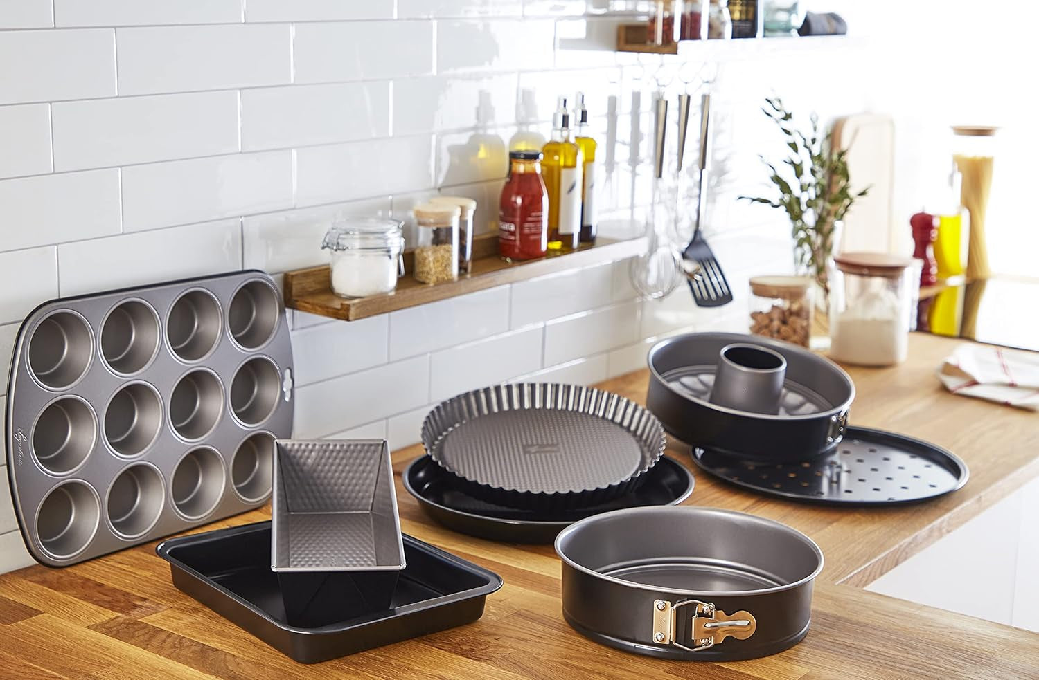 Gustosa Backform 12 Muffin Aus Stahl, Antihaftbeschichte, Für Backofen, Schwarz, 38 X 27 Cm Formen und Bleche zum Backen Naty Shop